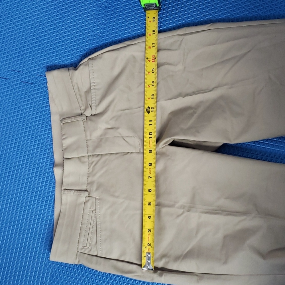 Dockers Khaki Tan Pants - Picture 8 of 8